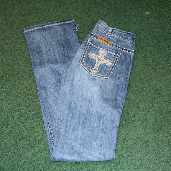 Cowgirl Tuff Jeans - Picture 1 of 3